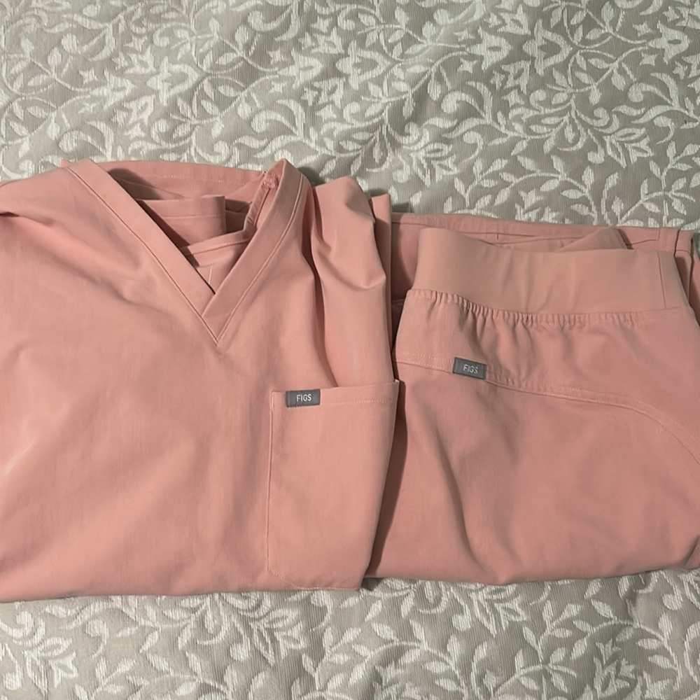Figs scrubs